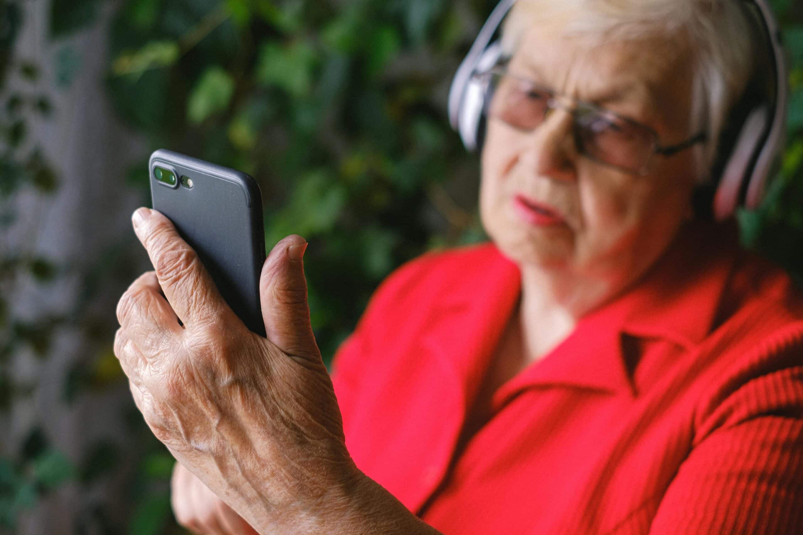 Bruk av smarttelefonkameraer til å hente ut vitale tegn og blodsukkerdata gjennom transdermal optisk avbildning (TOI)